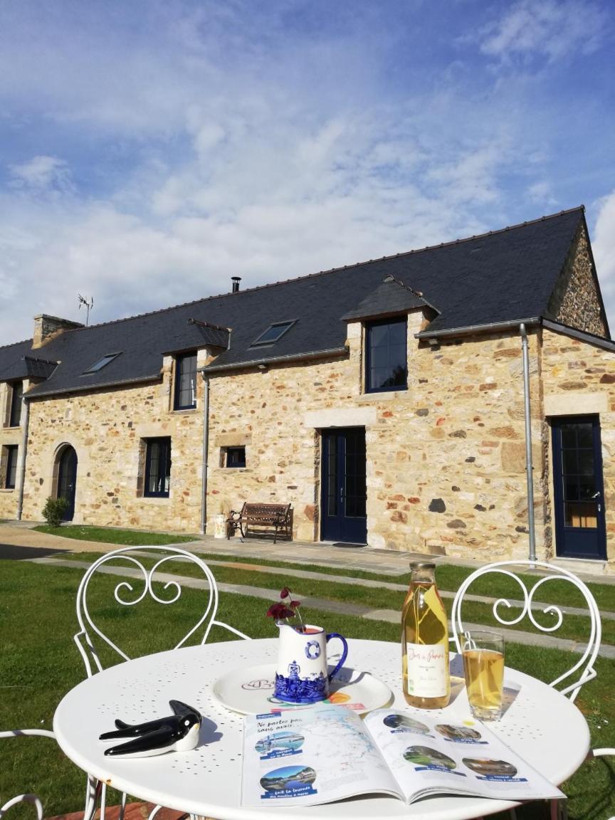 Chambres D'Hotes Des Hirondelles Beaussais Sur Mer Exterior foto